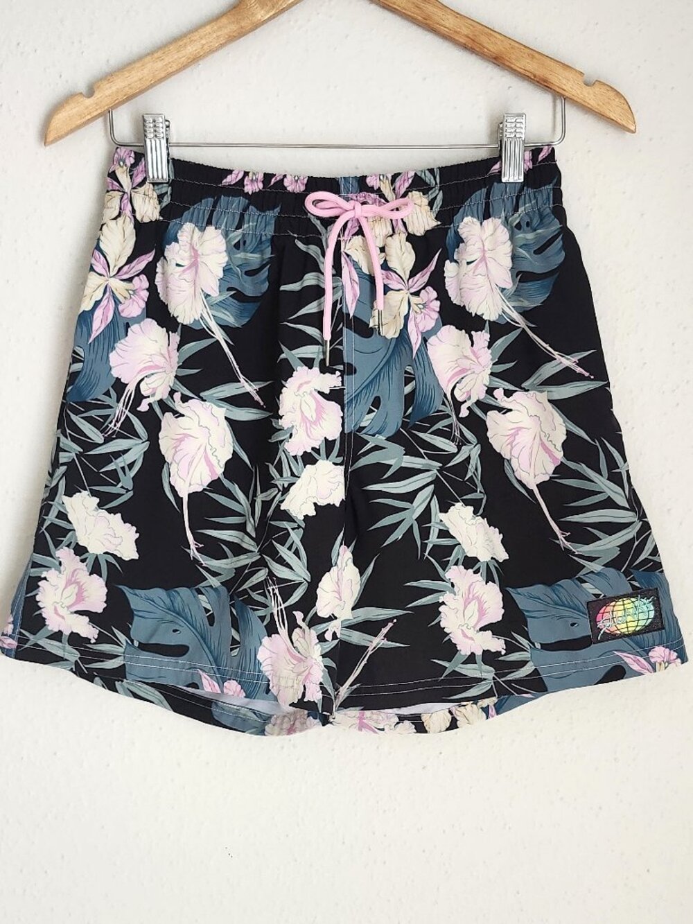 SLUNKS CA Ray's Floral Print Active Beach Shorts M